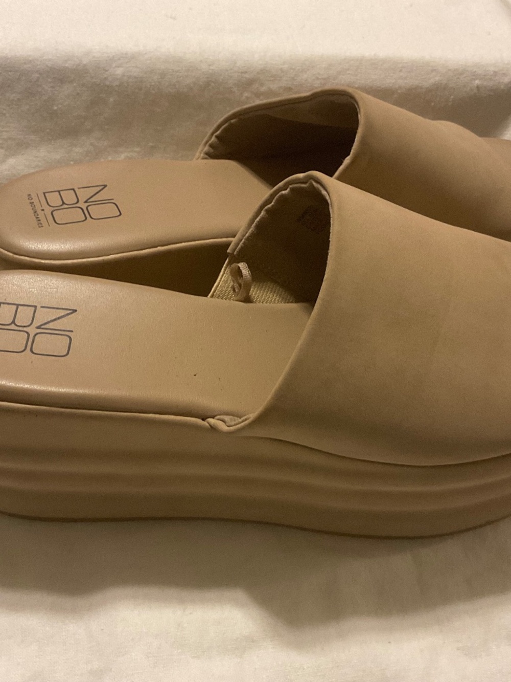 Tan No Boundaries shoes size 8